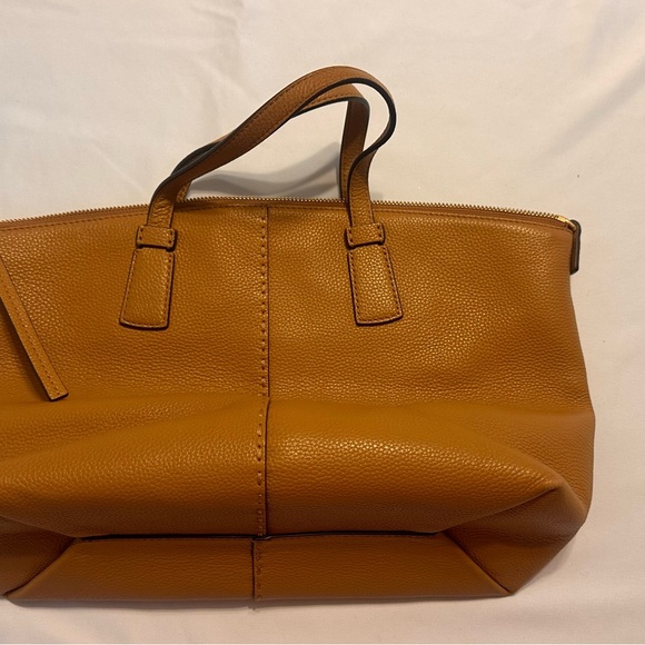 Tory Burch Tan Leather Satchel with Structured Design - Picture 5 of 7